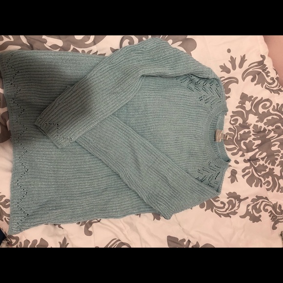 Sweater - Picture 1 of 2